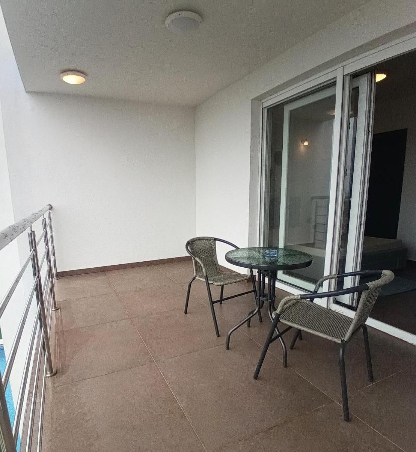 Searenity Pool Suite - Seafront Krmpote-Vodice Luaran gambar