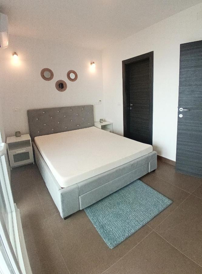 Searenity Pool Suite - Seafront Krmpote-Vodice Luaran gambar